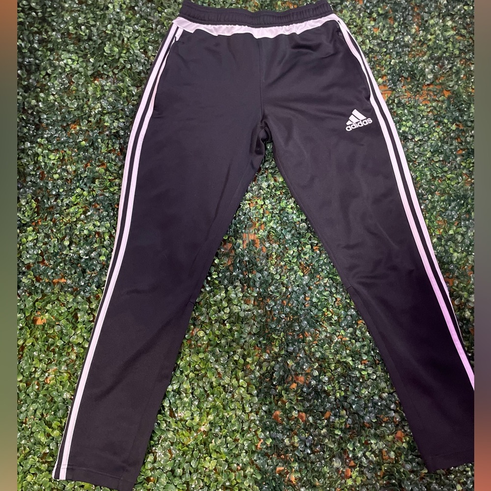 Adidas pants men’s size Medium